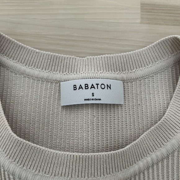 Beige Aritzia sculp knit muscle top - Picture 2 of 3